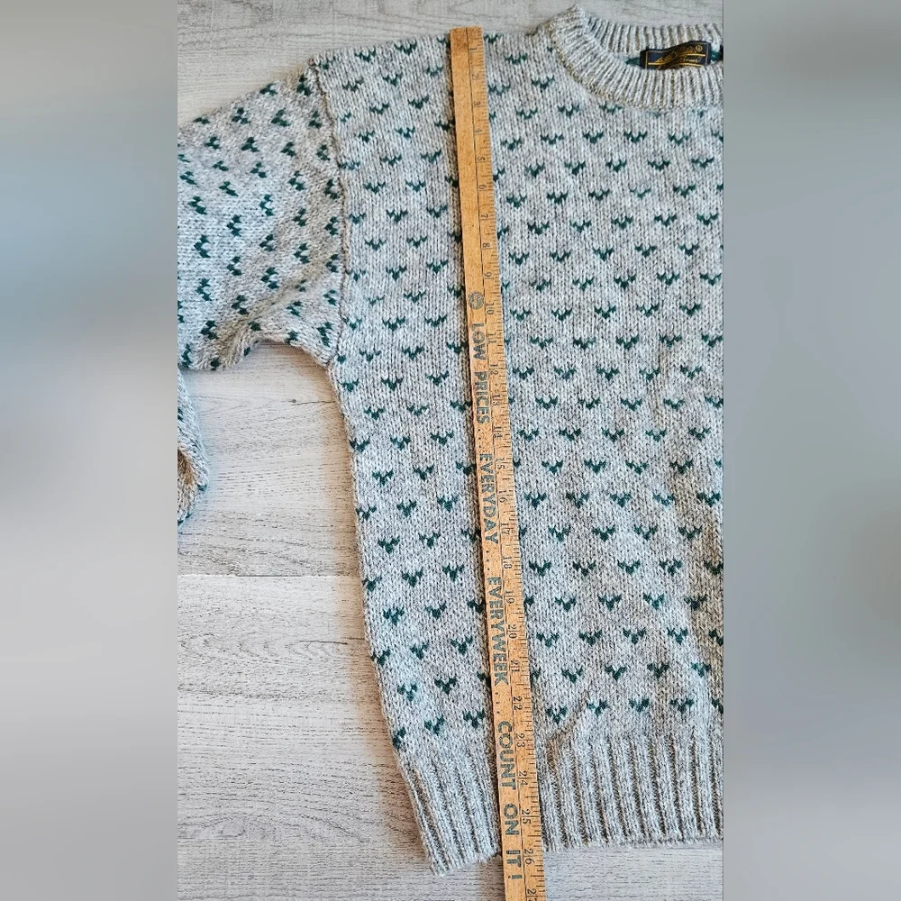 Vintage Eddie Bauer Gray Green Patterned Wool Classic Crewneck Sweater Medium - Picture 9 of 12